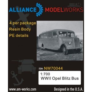 1/700 German Opel Blitz Bus 